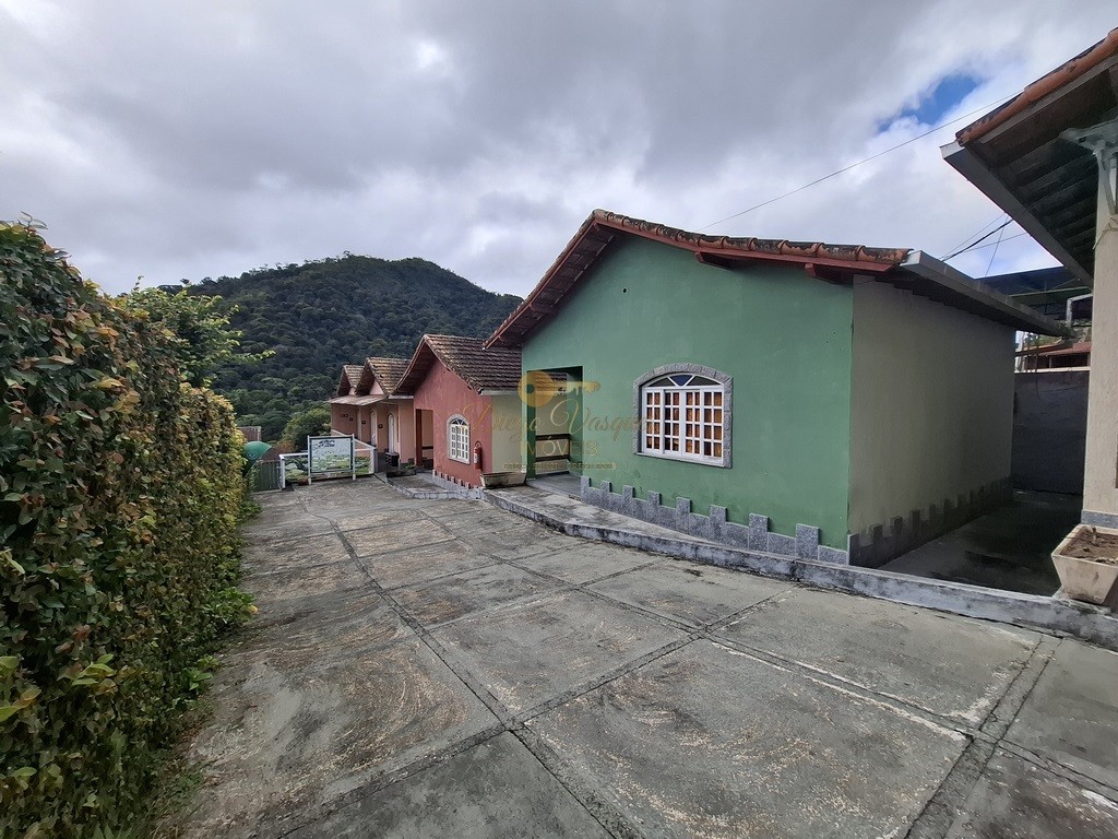 Casa à venda com 10 quartos, 600m² - Foto 3