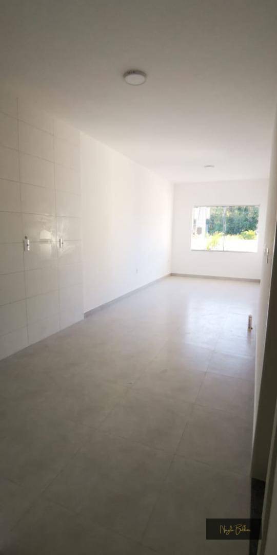 Casa à venda com 2 quartos, 53m² - Foto 7