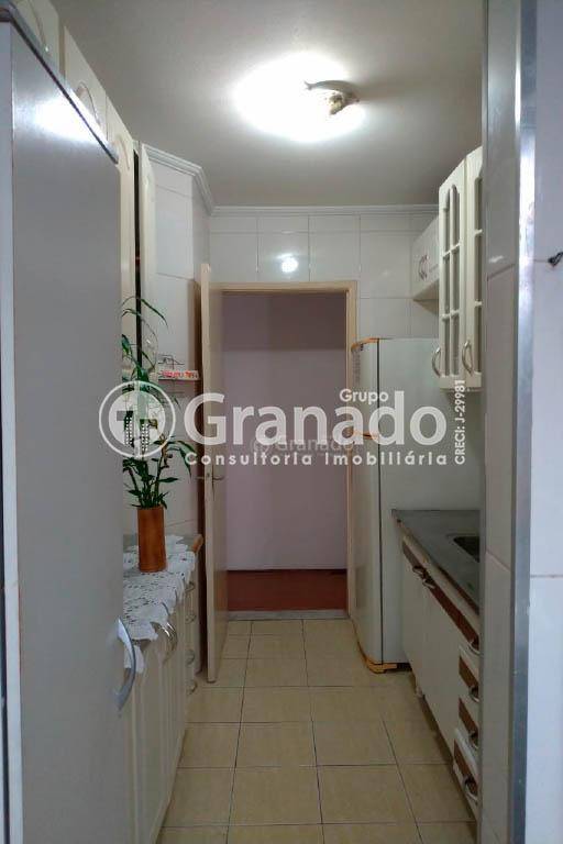 Apartamento à venda com 2 quartos, 56m² - Foto 12