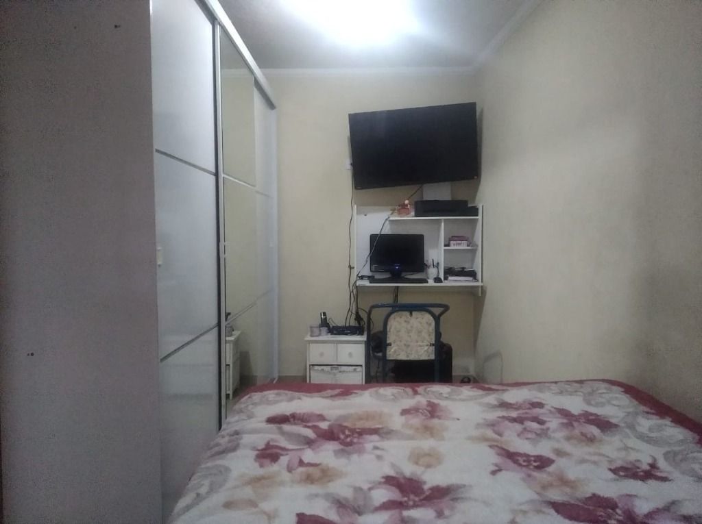 Casa à venda com 2 quartos, 90m² - Foto 6