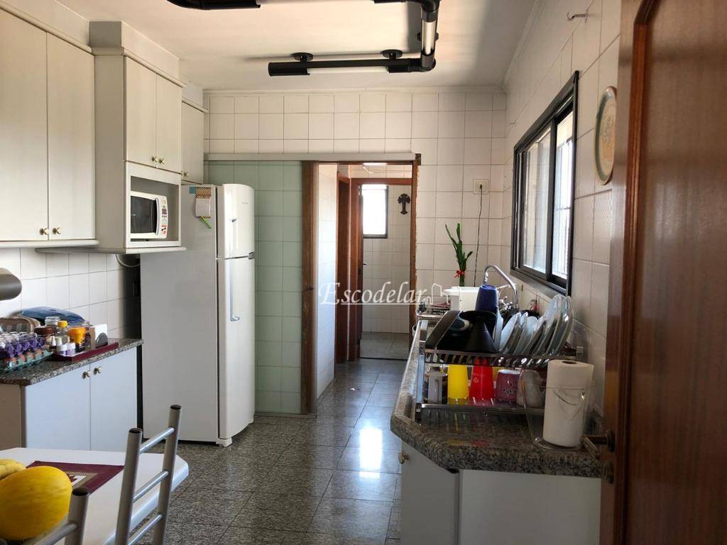 Apartamento à venda com 3 quartos, 125m² - Foto 7