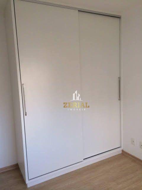 Apartamento para alugar com 2 quartos, 65m² - Foto 11