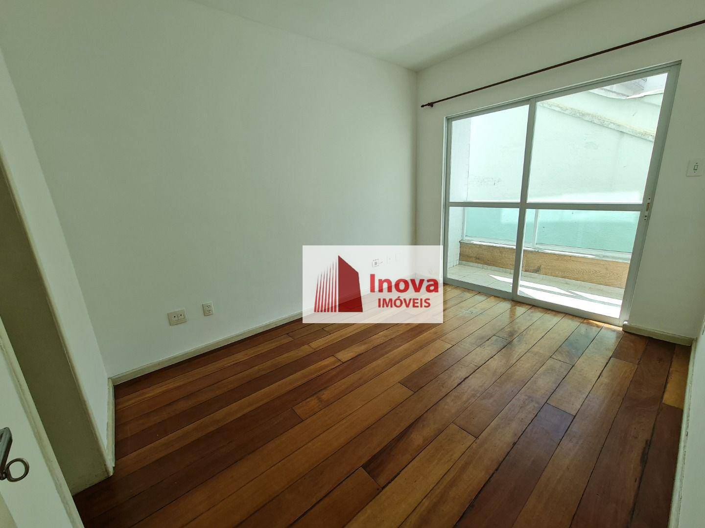 Apartamento à venda com 2 quartos, 70m² - Foto 8