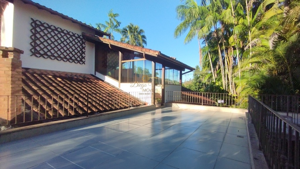 Casa à venda com 7 quartos, 3200m² - Foto 44