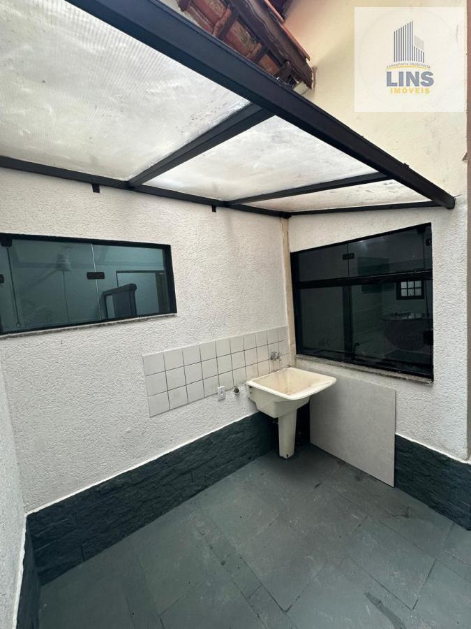 Casa à venda com 3 quartos, 128m² - Foto 15