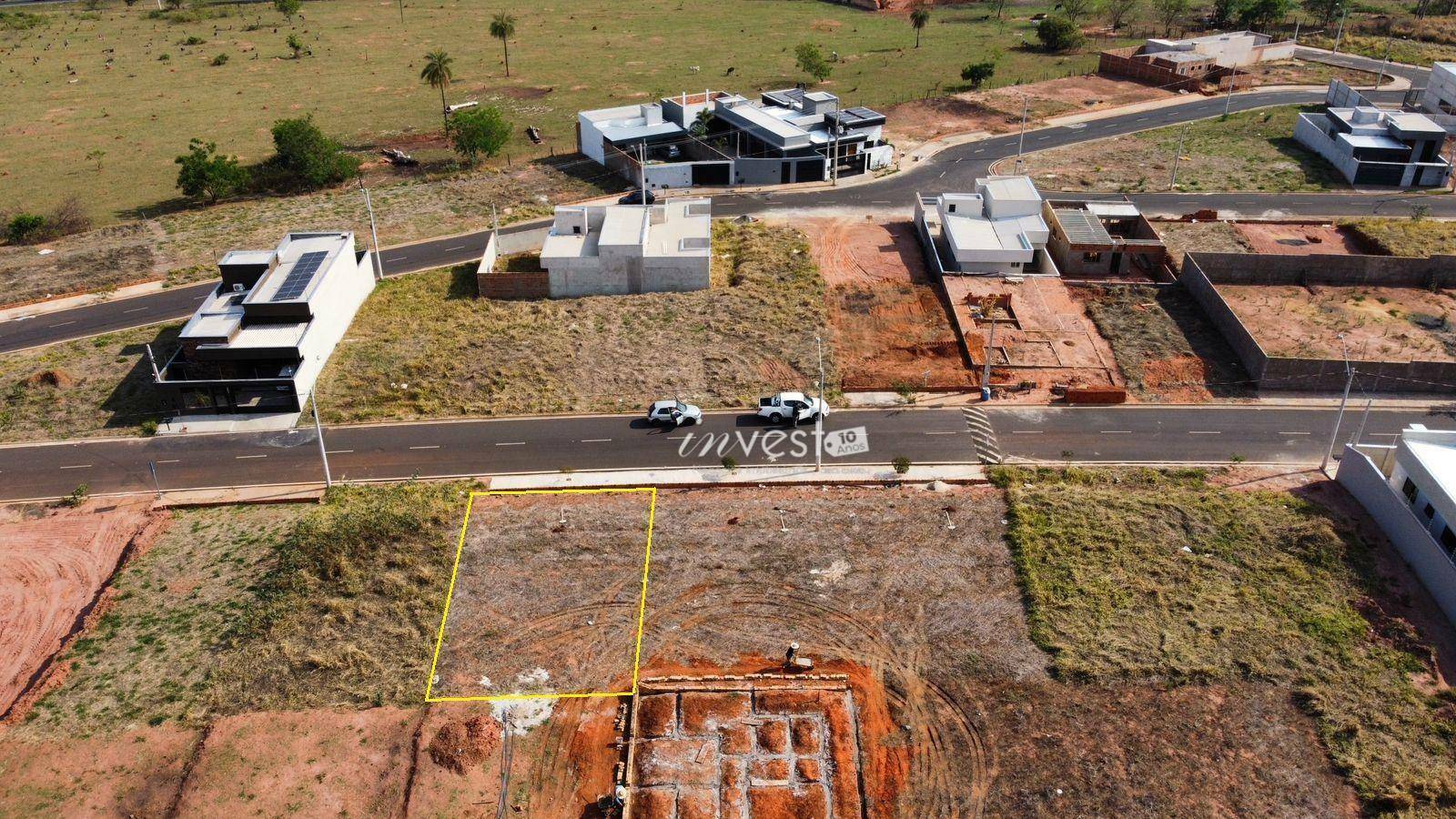 Terreno à venda, 211M2 - Foto 2