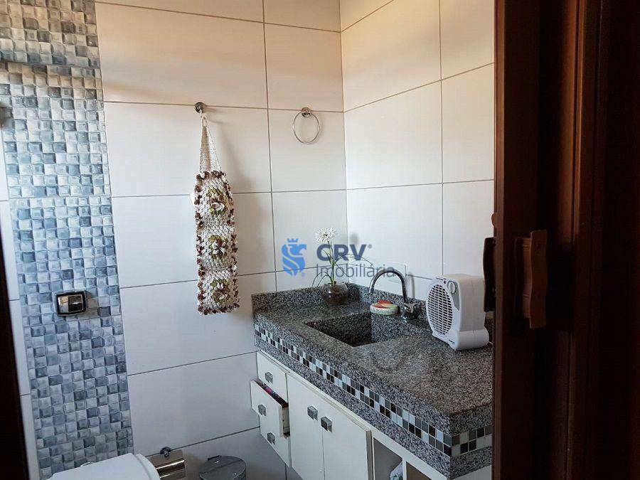 Casa à venda com 3 quartos, 170m² - Foto 6