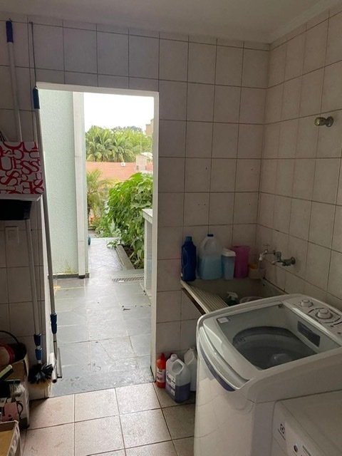 Casa de Condomínio à venda com 4 quartos, 250m² - Foto 8