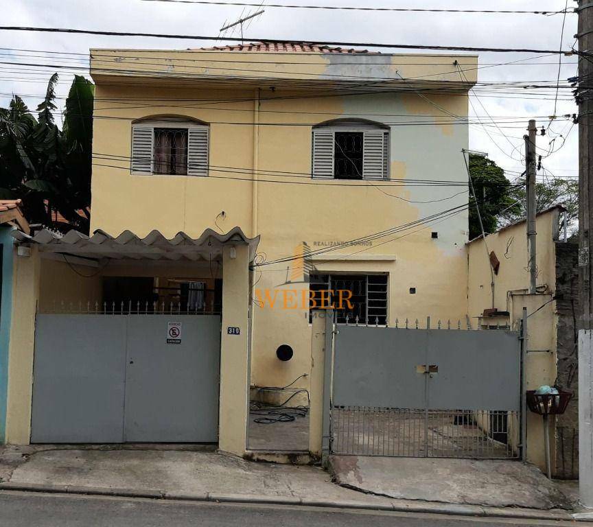 Sobrado à venda com 6 quartos, 180m² - Foto 1