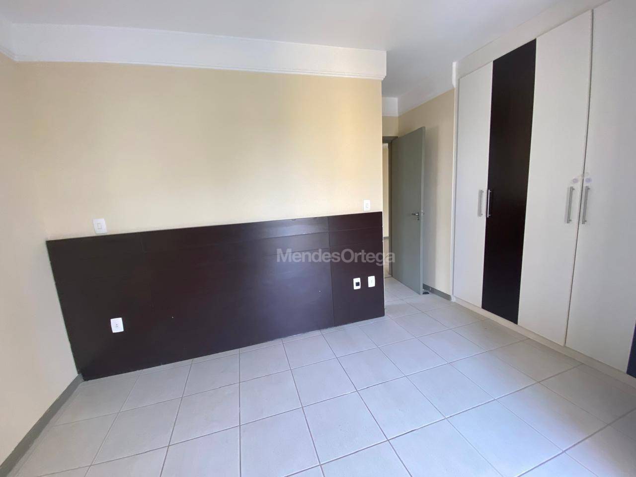 Apartamento para alugar com 3 quartos, 93m² - Foto 12