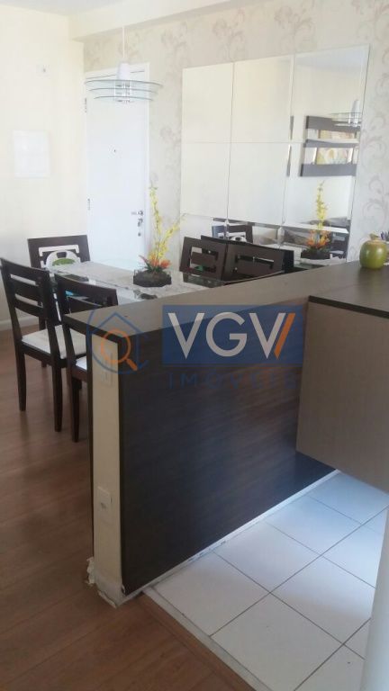 Apartamento à venda com 2 quartos, 65m² - Foto 13