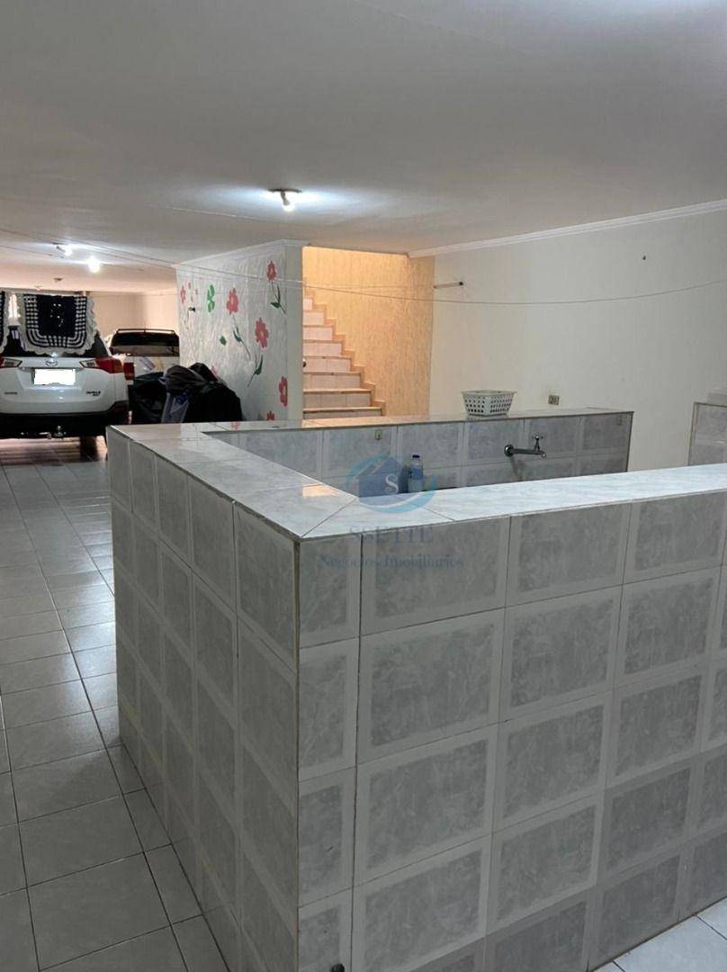 Casa à venda com 4 quartos, 250m² - Foto 10