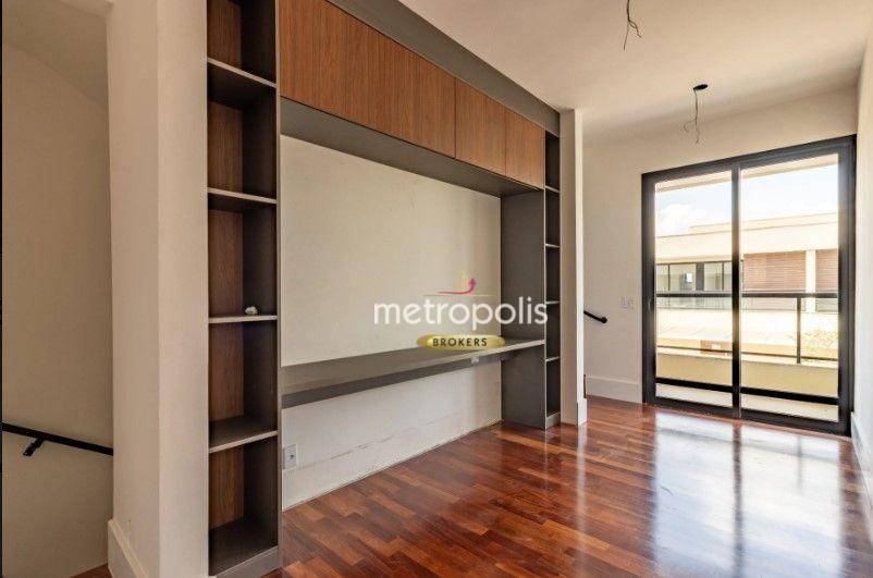 Sobrado à venda com 4 quartos, 214m² - Foto 2