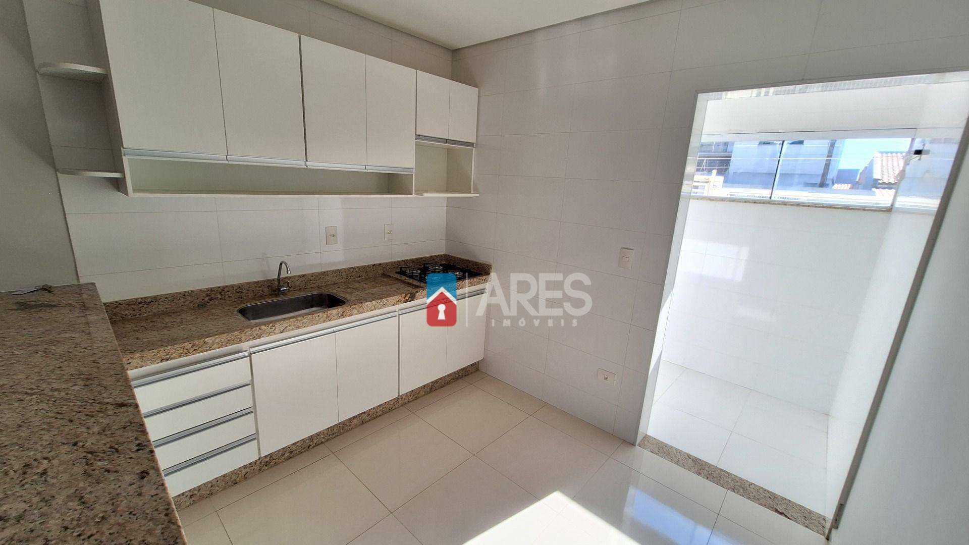 Apartamento à venda com 2 quartos, 70m² - Foto 5