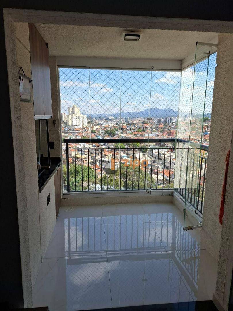 Apartamento à venda com 3 quartos, 81m² - Foto 2