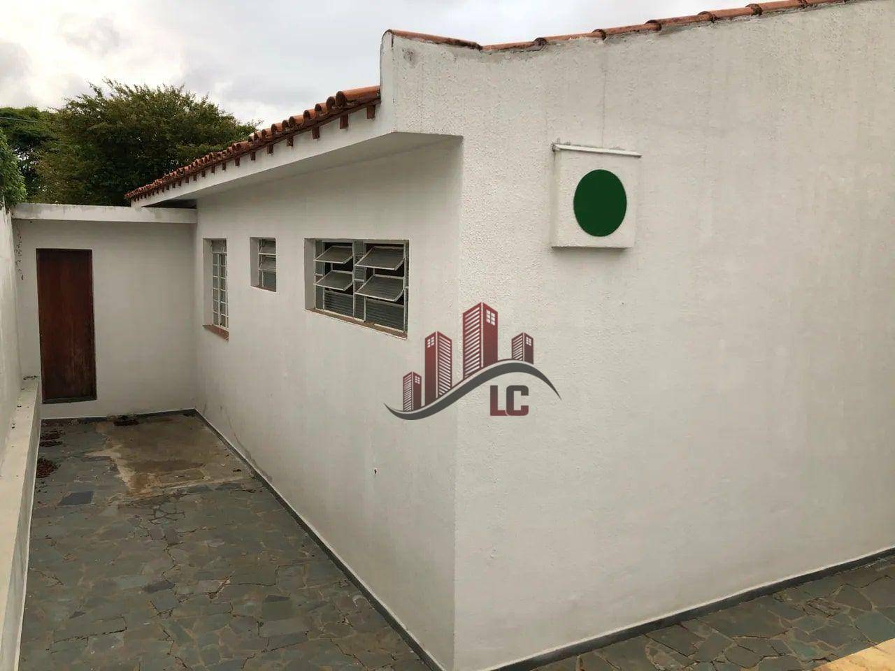 Casa para alugar com 3 quartos, 90m² - Foto 7