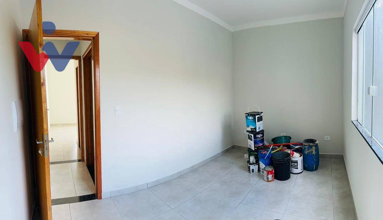 Casa à venda com 3 quartos, 68m² - Foto 13