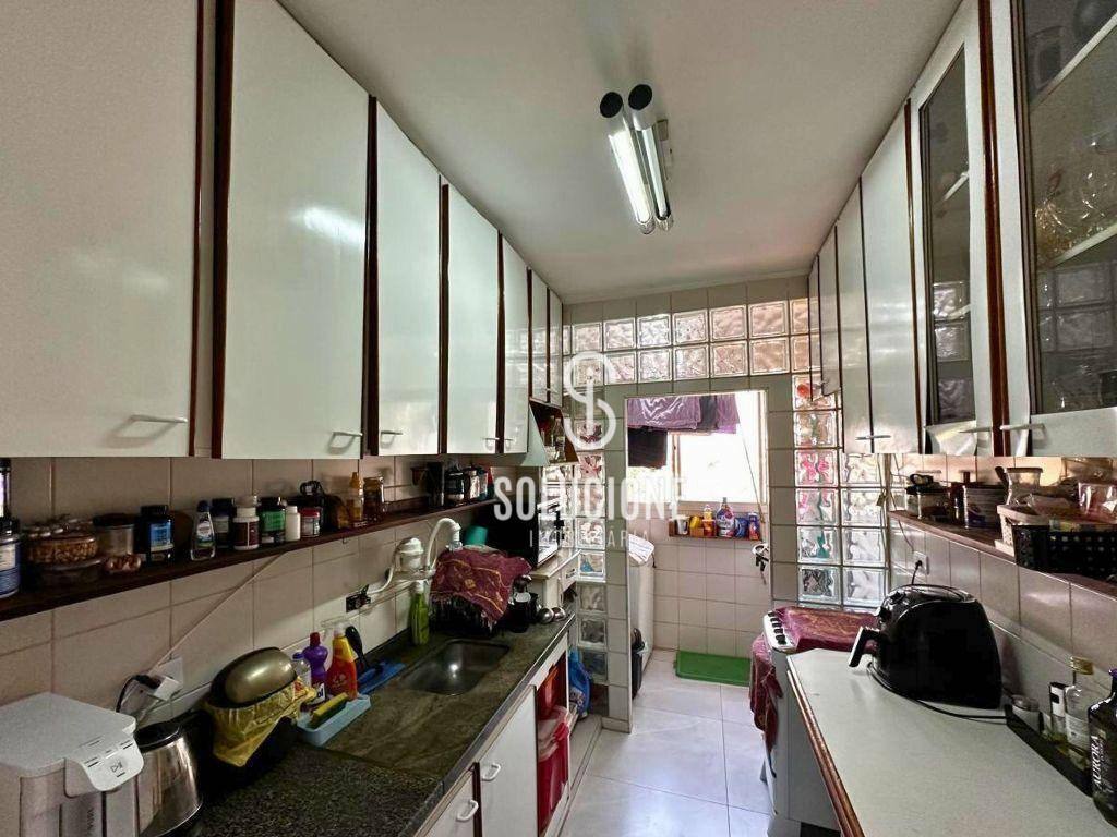 Apartamento à venda com 3 quartos, 75m² - Foto 3