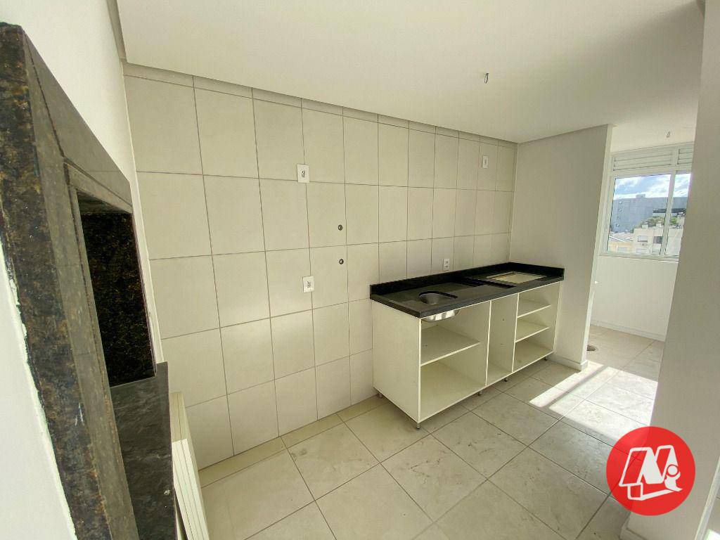 Apartamento para alugar com 3 quartos, 74m² - Foto 4