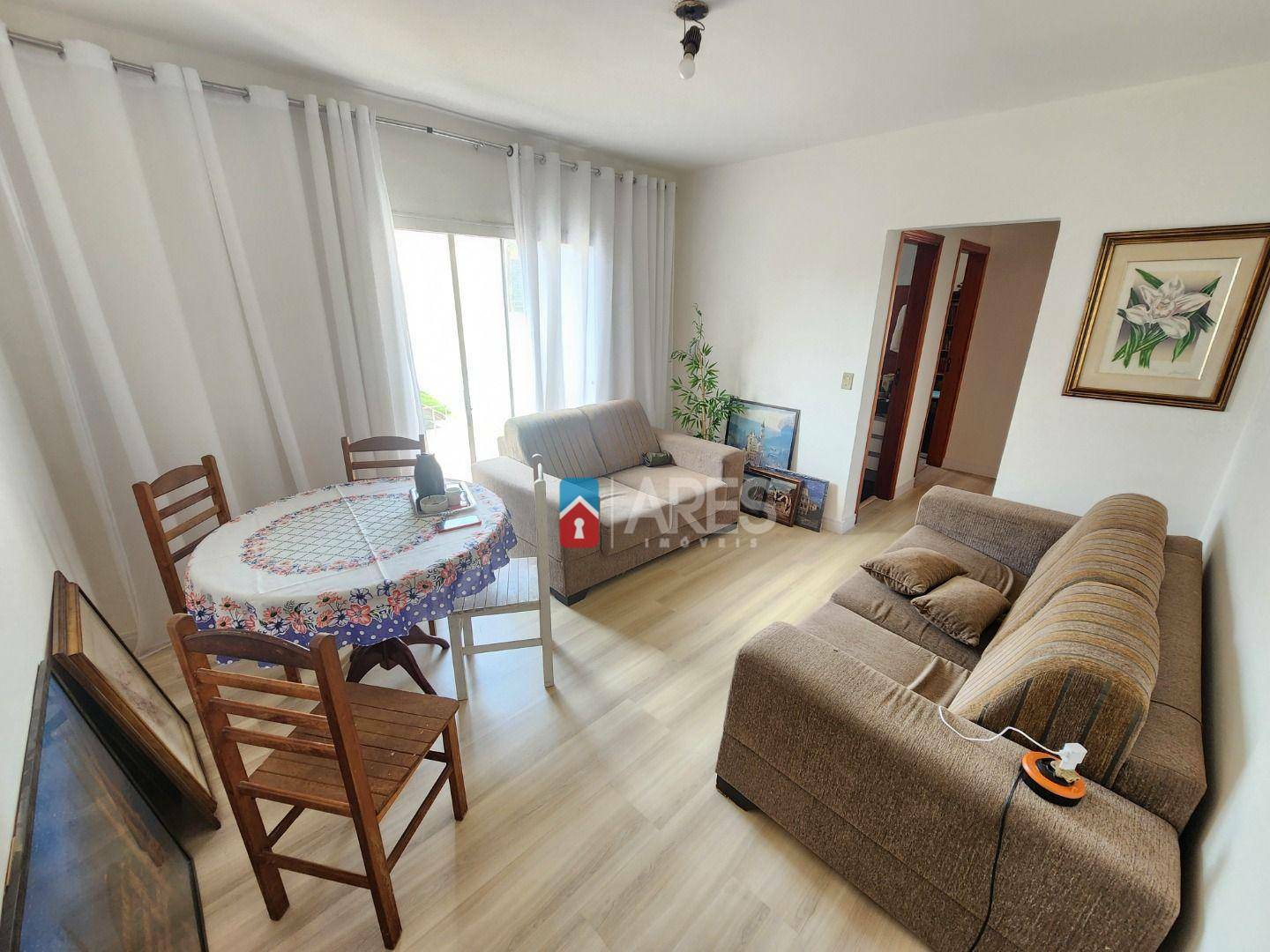 Apartamento à venda com 2 quartos, 59m² - Foto 1