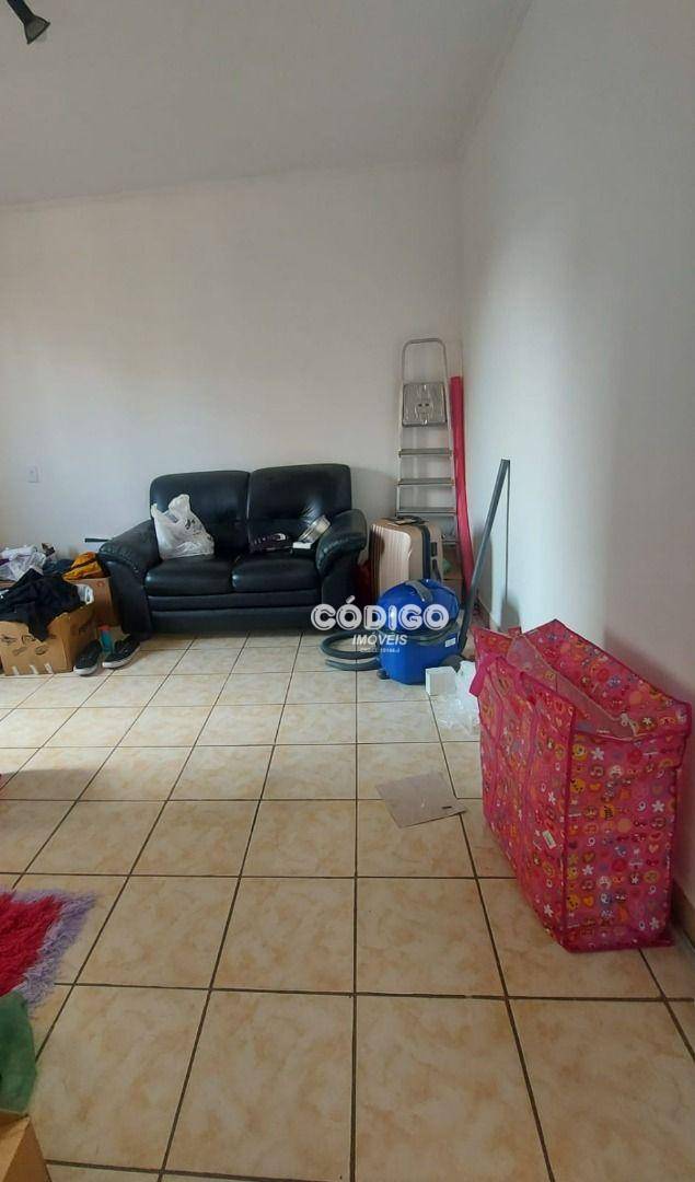 Apartamento para alugar com 2 quartos, 84m² - Foto 11