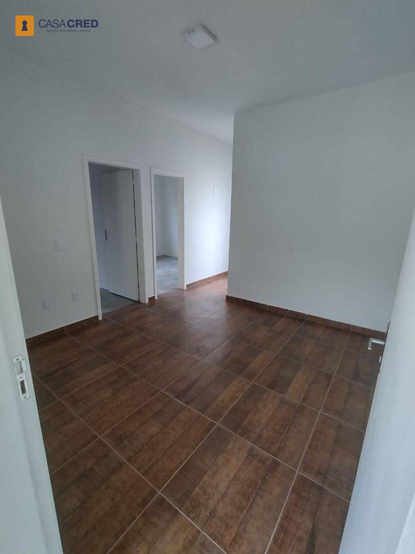 Casa, 3 quartos, 90 m² - Foto 1