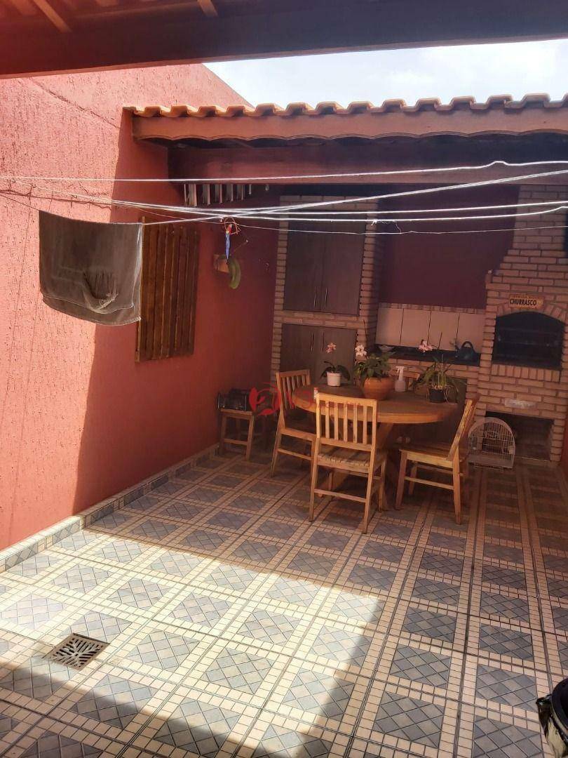 Sobrado à venda com 3 quartos, 130m² - Foto 5