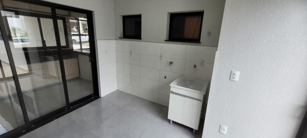 Casa à venda com 3 quartos, 136m² - Foto 7