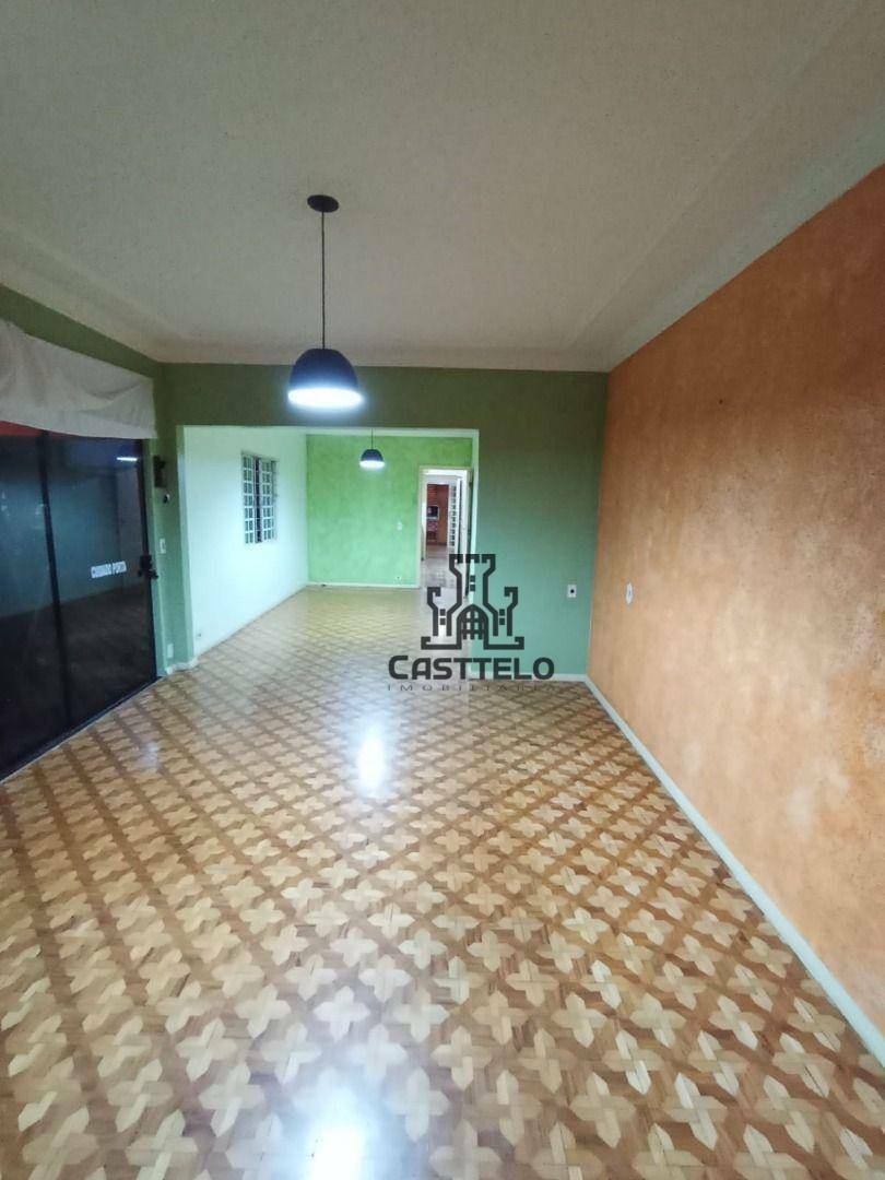 Casa à venda com 5 quartos, 158m² - Foto 8