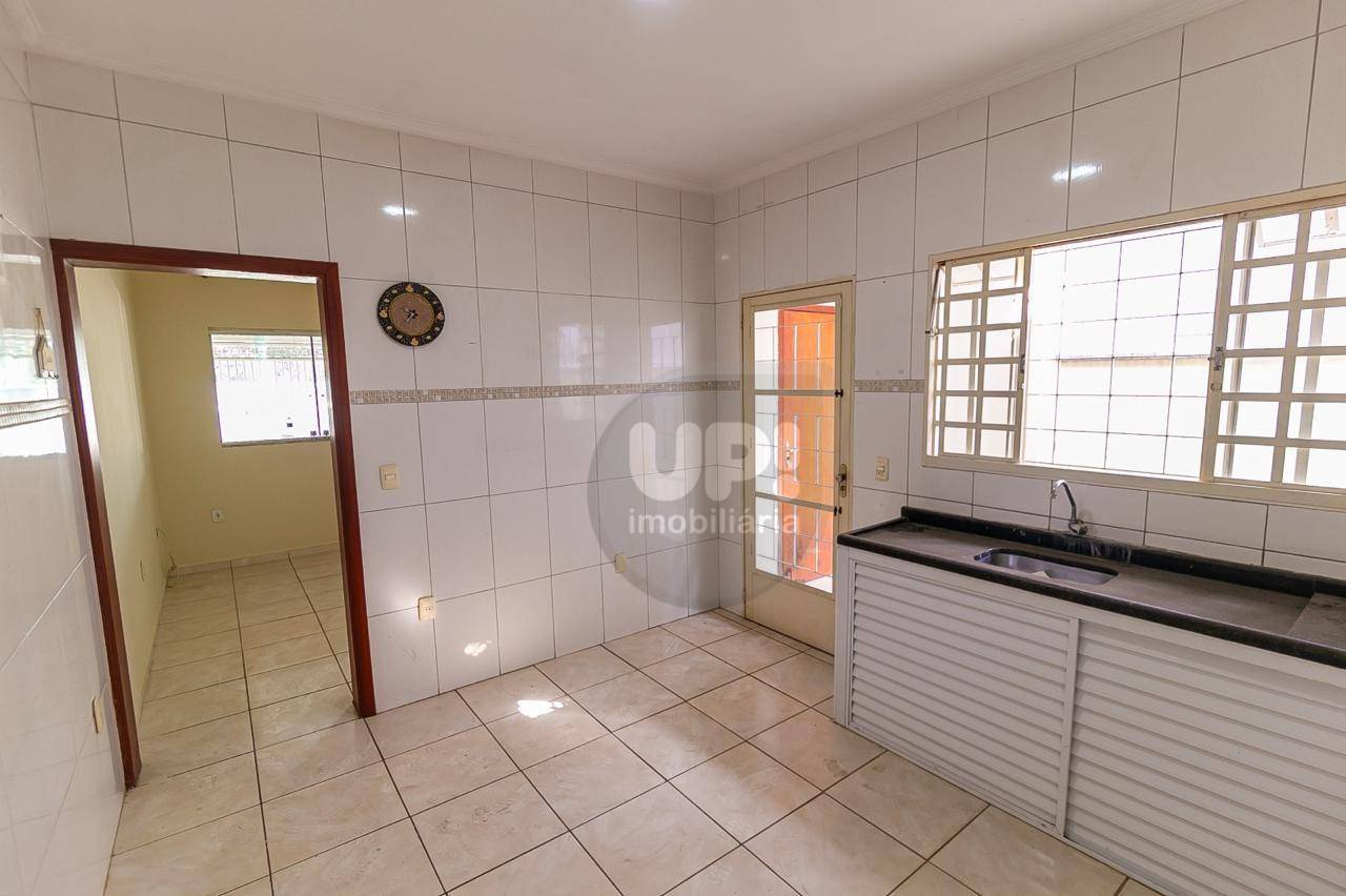 Casa à venda com 3 quartos, 103m² - Foto 8