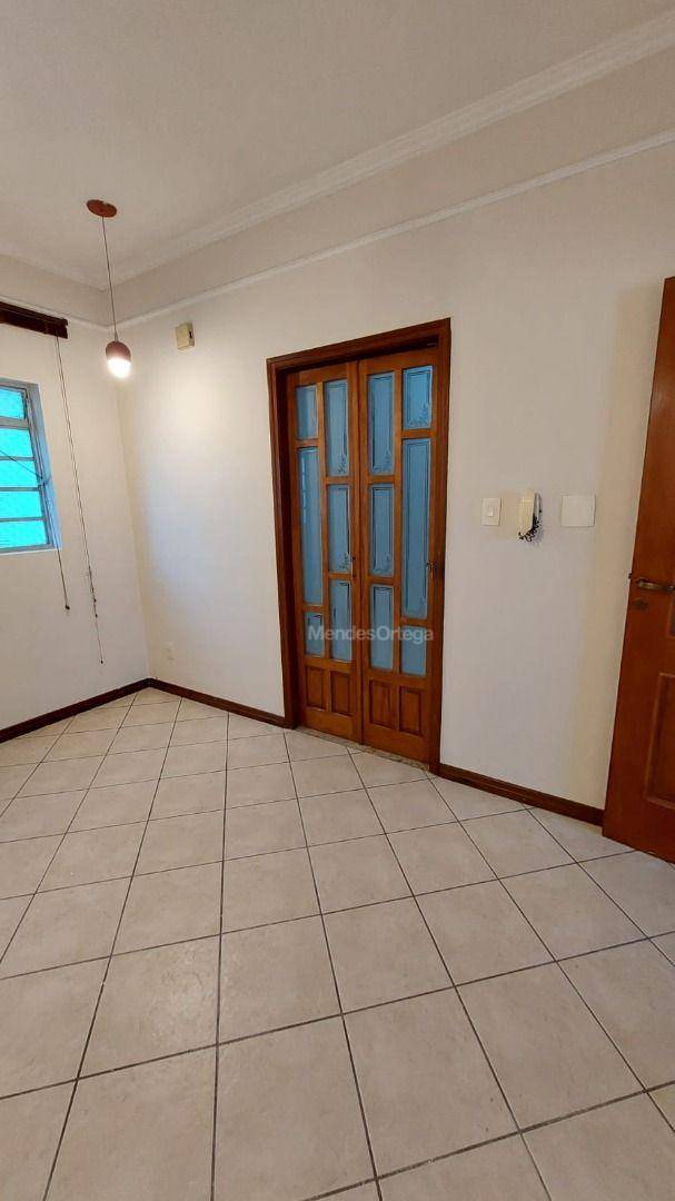 Apartamento à venda com 3 quartos, 111m² - Foto 7