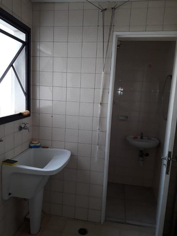 Apartamento à venda com 3 quartos, 95m² - Foto 9