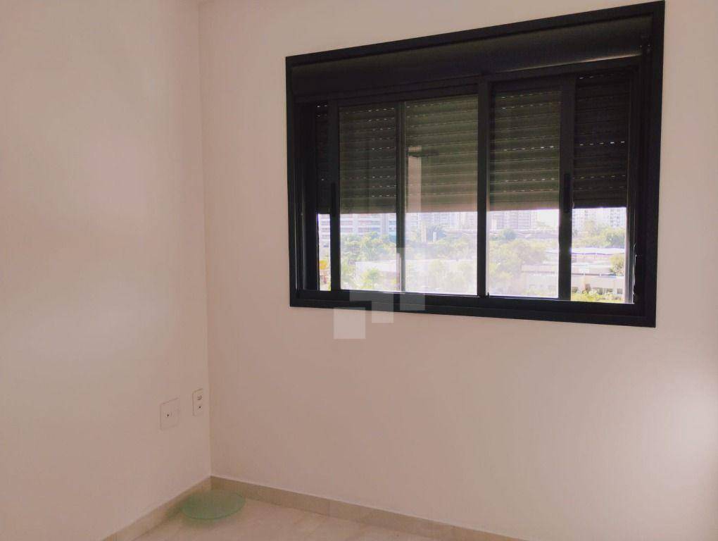 Apartamento para alugar com 2 quartos, 68m² - Foto 53