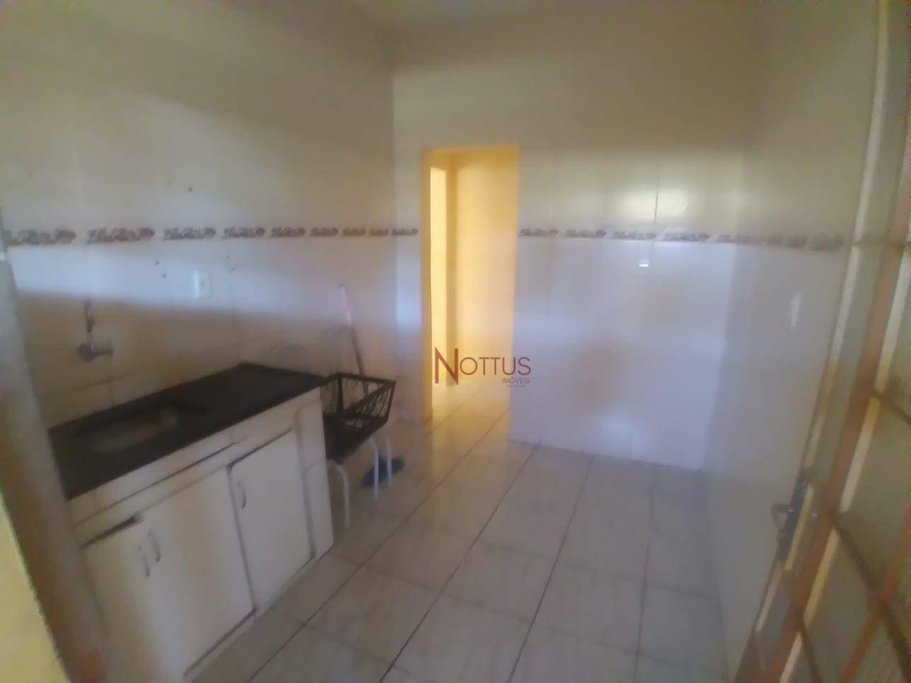 Casa, 4 quartos, 102 m² - Foto 3