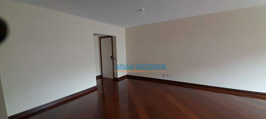 Apartamento à venda com 3 quartos, 114m² - Foto 6