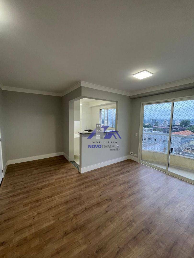 Apartamento à venda com 2 quartos, 66m² - Foto 3