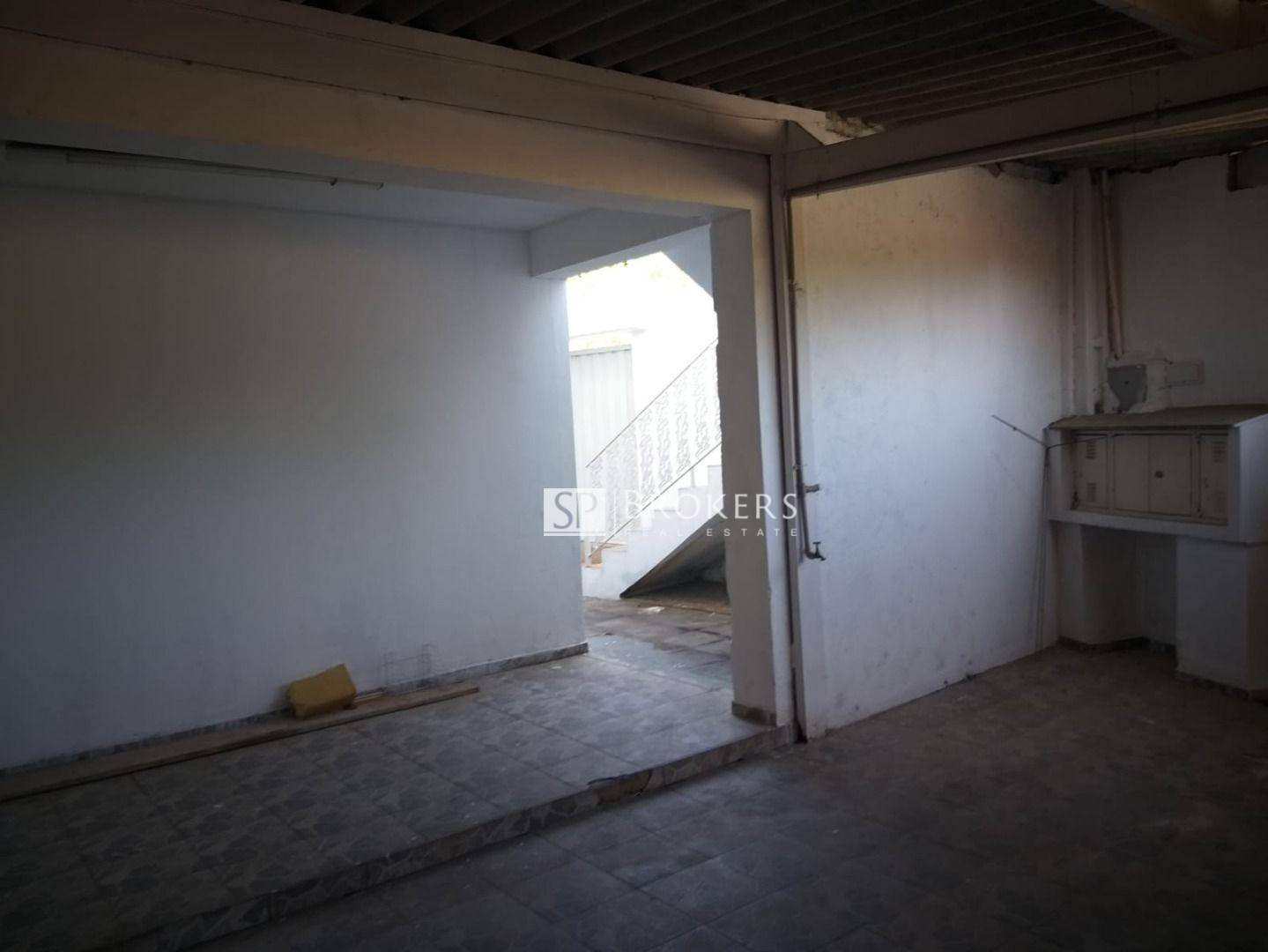 Casa à venda com 3 quartos, 304m² - Foto 4