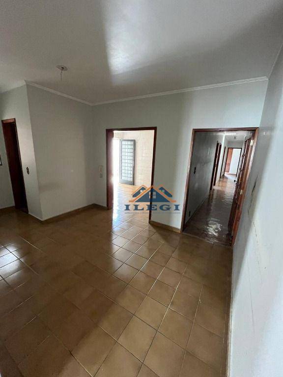 Casa à venda com 3 quartos, 162m² - Foto 10