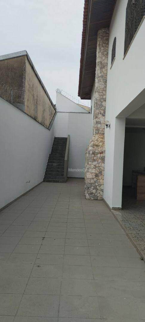 Casa à venda e aluguel, 456m² - Foto 37