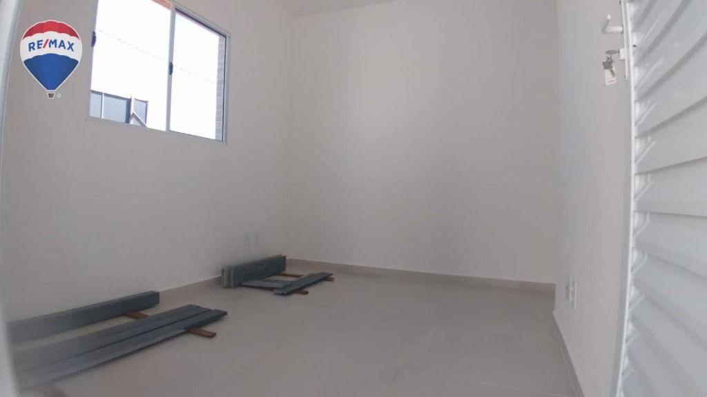 Casa à venda com 2 quartos, 41m² - Foto 13