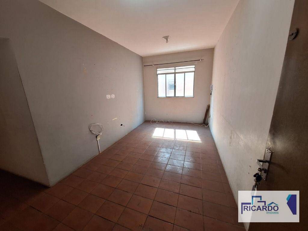 Apartamento à venda com 2 quartos, 60m² - Foto 15