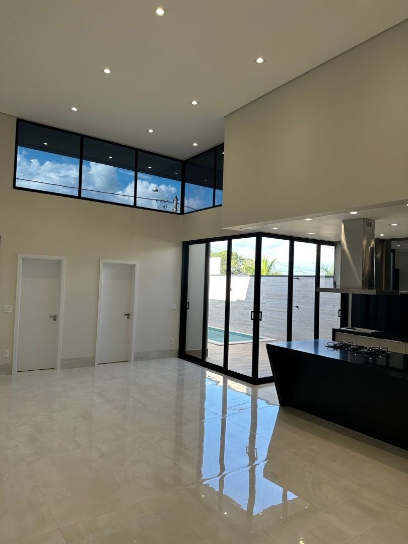 Casa à venda com 3 quartos, 225m² - Foto 12