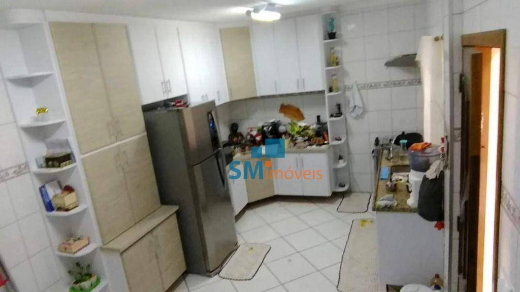 Sobrado à venda com 2 quartos, 184m² - Foto 10