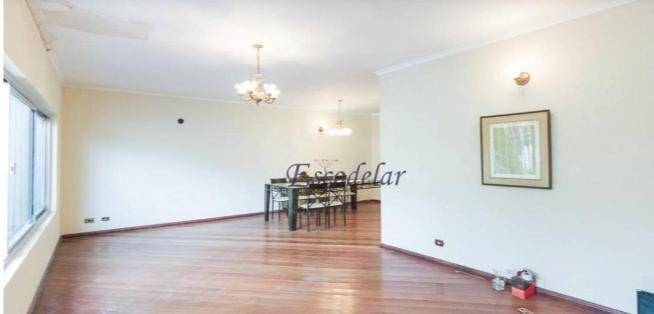 Casa para alugar com 6 quartos, 940m² - Foto 2