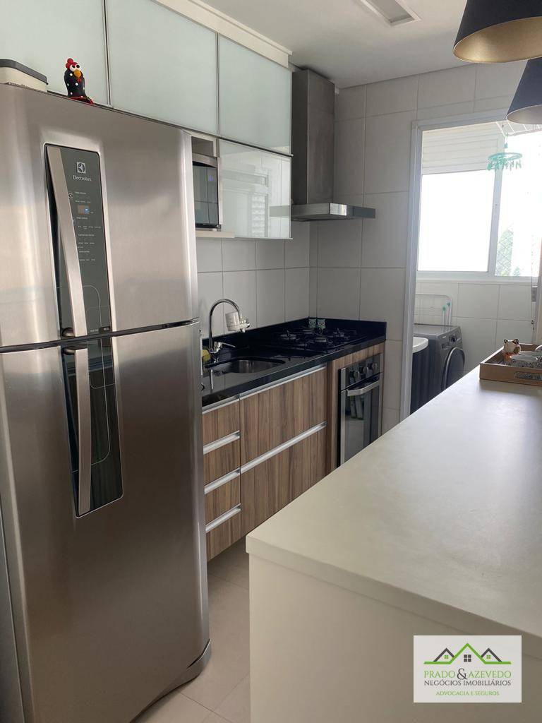 Apartamento à venda com 2 quartos, 64m² - Foto 12