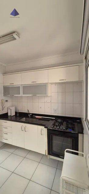 Apartamento à venda com 3 quartos, 68m² - Foto 6