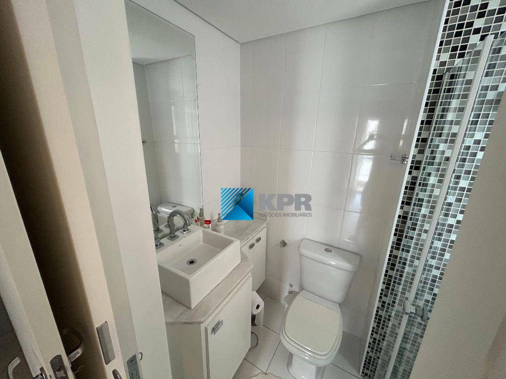 Apartamento para alugar com 3 quartos, 129m² - Foto 5