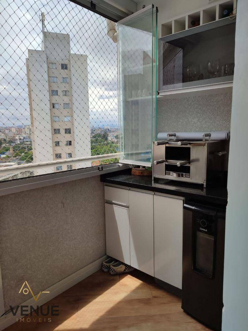 Apartamento à venda com 2 quartos, 65m² - Foto 11