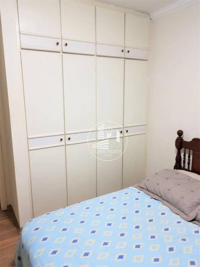 Apartamento à venda com 3 quartos, 144m² - Foto 11