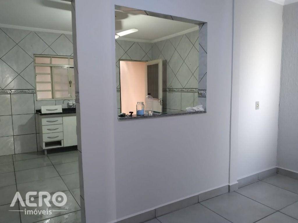 Casa à venda com 3 quartos, 106m² - Foto 10